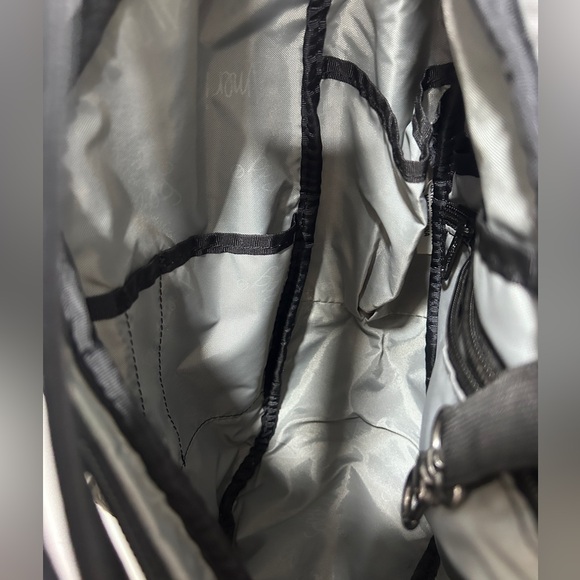 AmeriBag | Leather sling shoulder bag - Picture 5 of 16